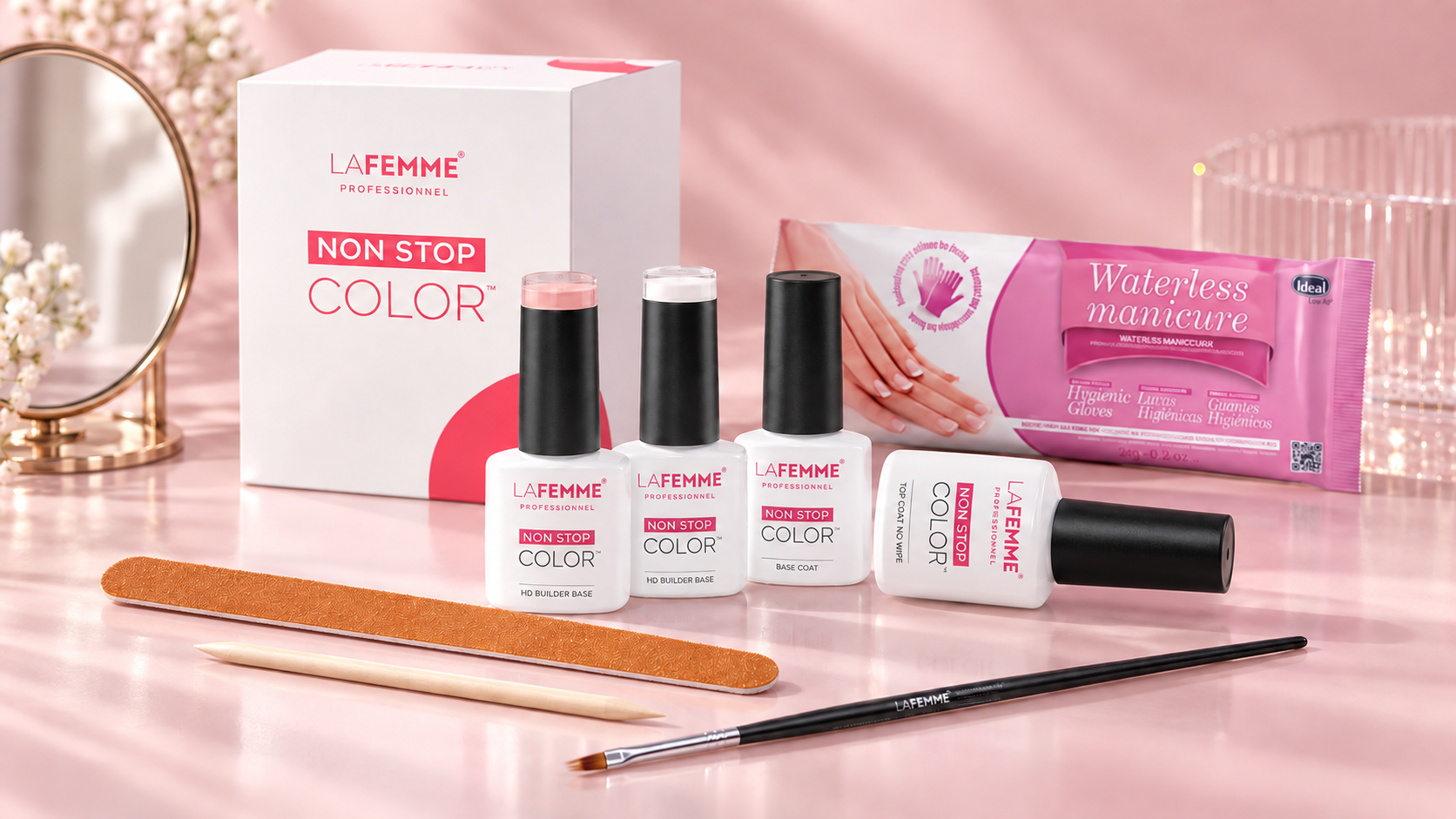 Recreación editorial del kit babyboomer La Femme con cuatro productos, pincel, guantes hidratantes, lima y palito